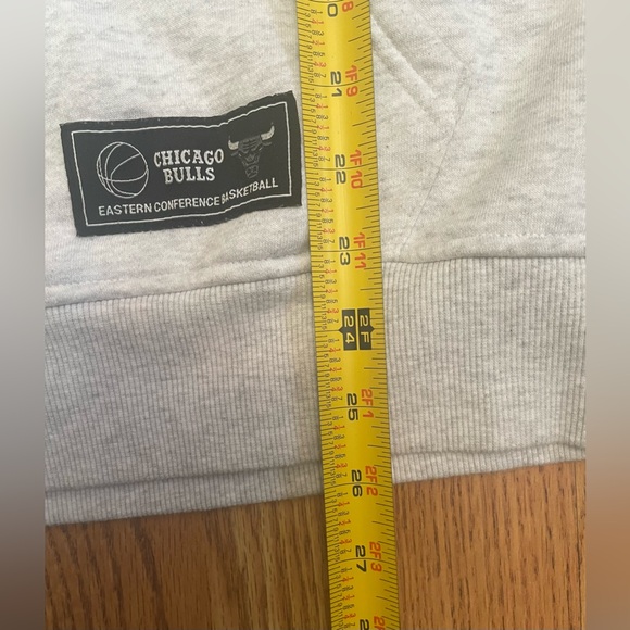 Chicago Bulls Hoodie by Josh Denzel Large - Picture 10 of 13